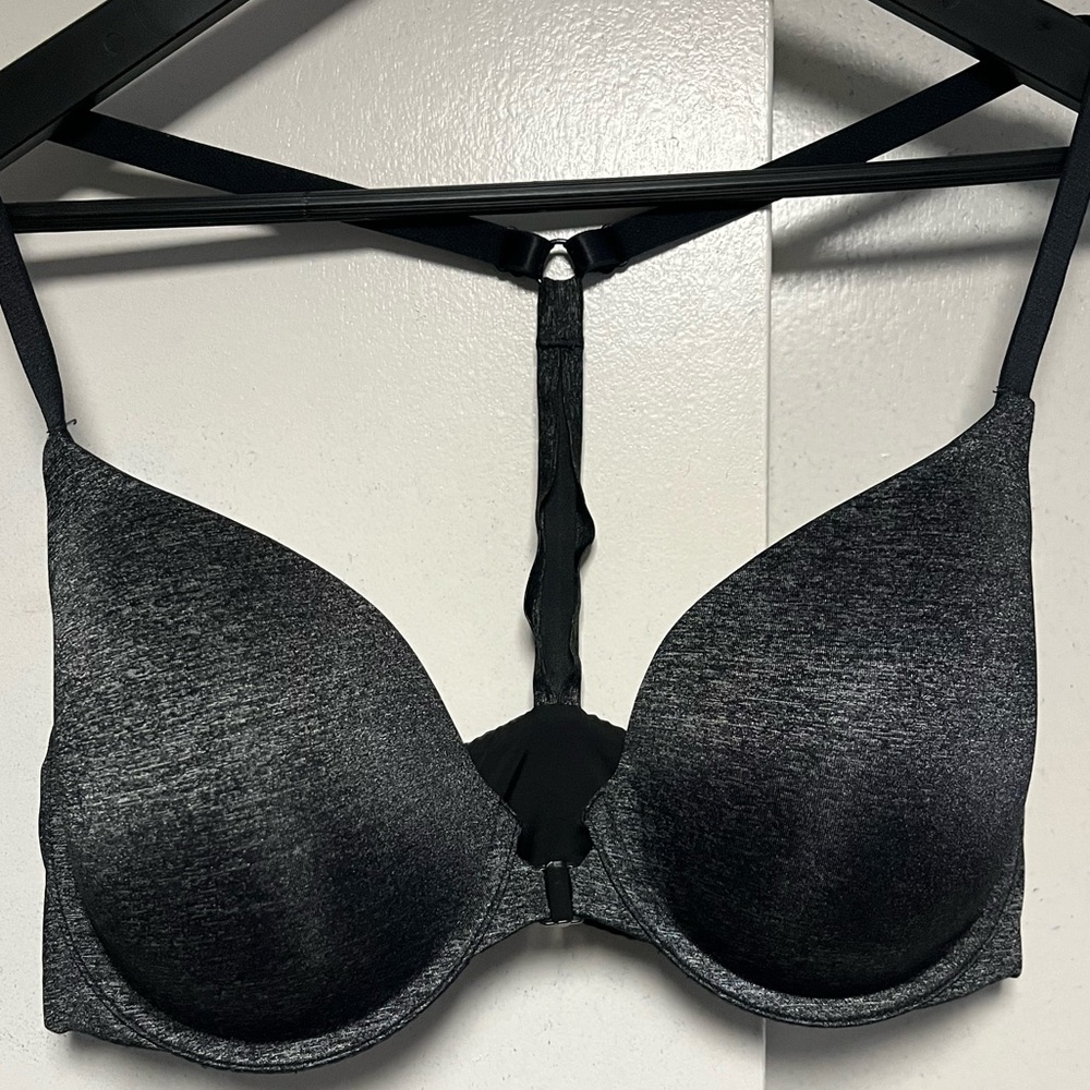 Victoria Secret racerback semi demi size 36 D